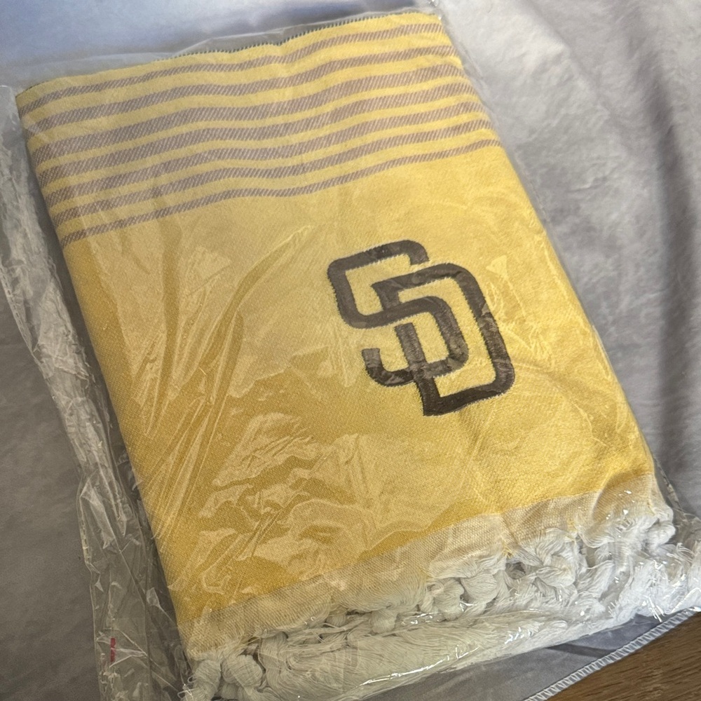 San Diego Padres Yellow Striped Sandless Beach Towel Beach Blanket